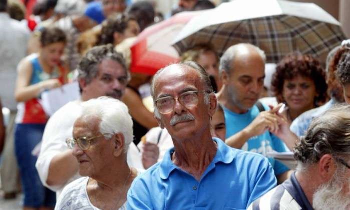 NOVO PERFIL SOCIAL:1 em cada 4 brasileiros terá mais de 65 anos em 2060, aponta IBGE
