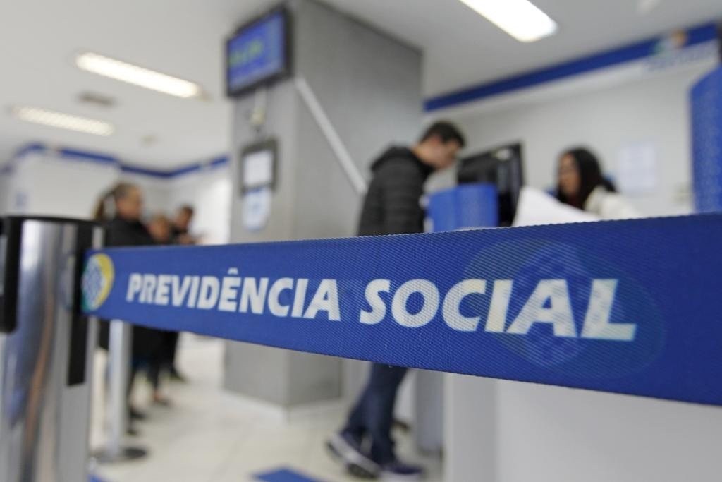 Consultores jurídicos da AAFCorsan analisam abrangência de revisão da vida toda, do INSS Consultores jurídicos da AAFCorsan analisam abrangência de revisão da vida toda, do INSS